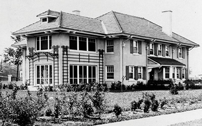 An photo taken of the Fellows' home at 1527 Broad Street taken in 1915.